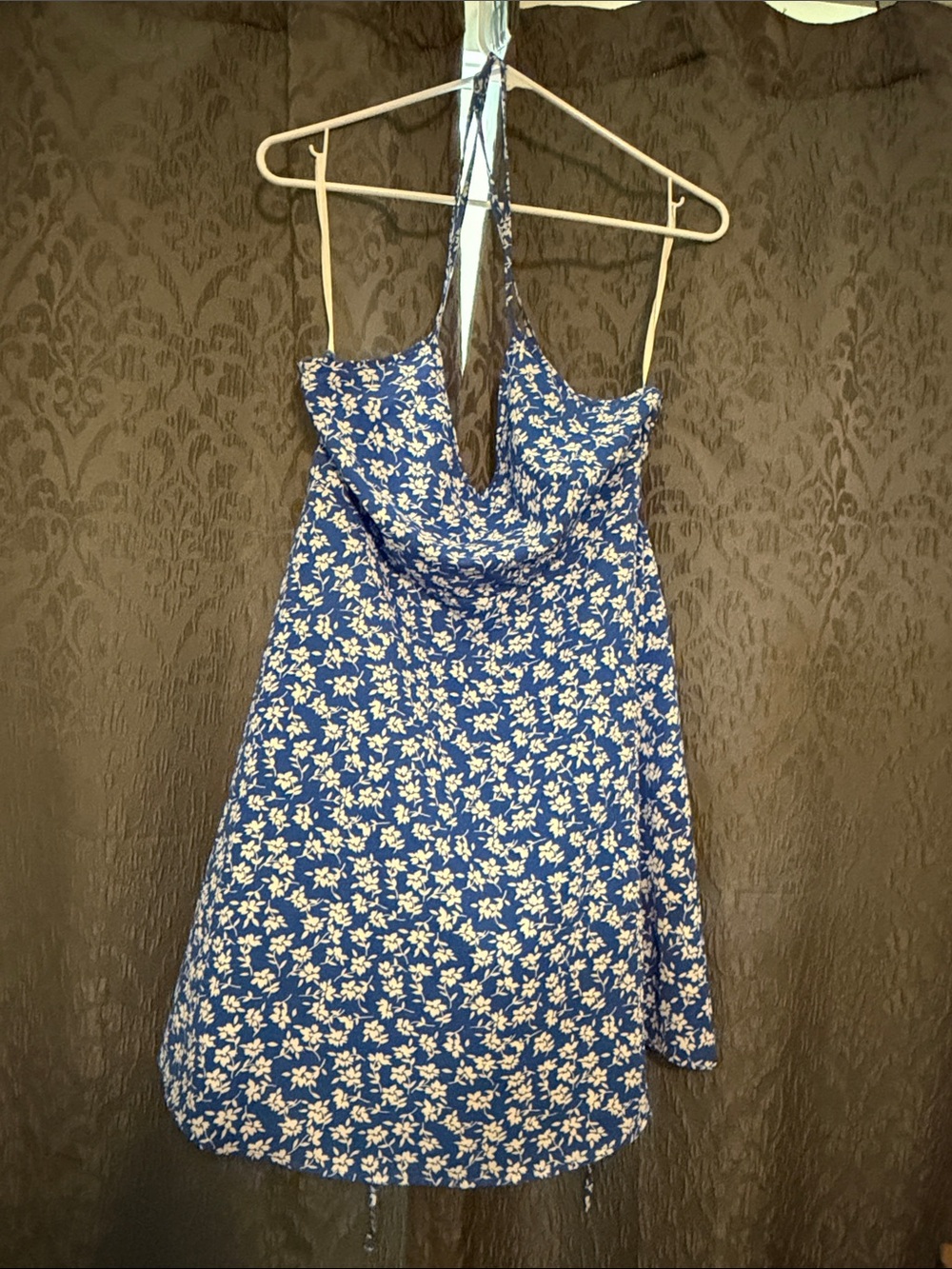SHEIN Blue and White Floral Asymmetrical Dress